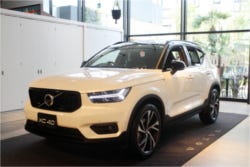 ボルボ「XC40」