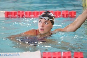 リオ五輪で金メダル3つの競泳女王が来日「東京が大好き」