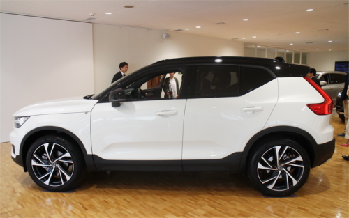 ボルボ「XC40」