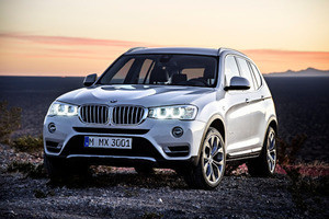 BMW、新型「X3」にヘッドアップ・ディスプレイを標準装備して発売