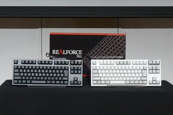 キーボードの最高峰に挑む - PFUと東プレが組んだ「REALFORCE」限定版 