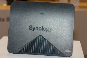 Synologyがメッシュ対応ルータ「MR2200ac」を展示。細やかなユーザー管理が可能【COMPUTEX TAIPEI 2018】