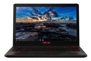 ASUS、第8世代Core搭載、4K対応で税別約17万円の15.6型ノートPC「FX570UD」