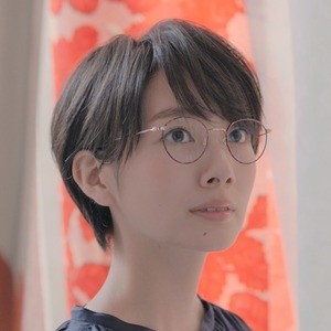 波瑠の美しいメガネ姿にスタッフうっとり… 「恥ずかしい」秘話告白