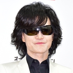 X JAPANのToshl