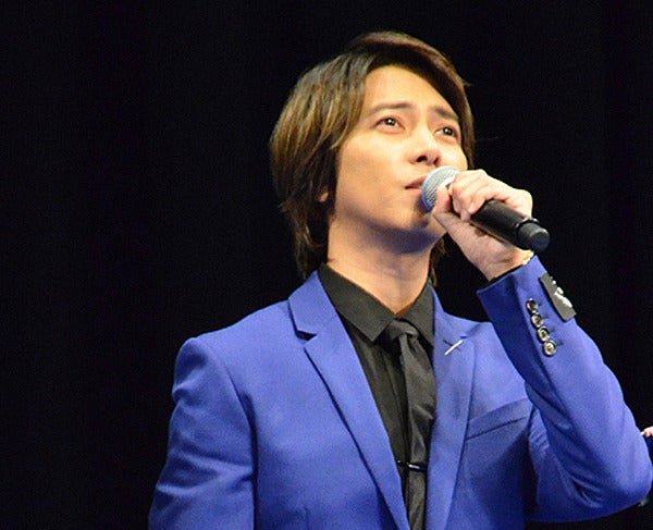 山下 智久 新垣 結衣 ハグ