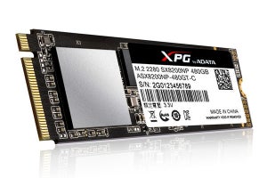 ADATA、リード最大3,200MB/sのM.2 SSD「XPG SX8200」