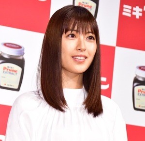 瀧本美織、中井貴一とCM共演できて「うれしい!」