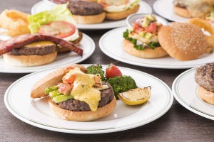 ウルフギャング・ステーキハウス、ランチ限定で6種のハンバーガーを販売