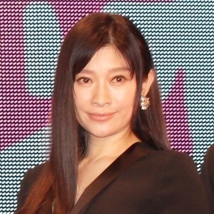 篠原涼子、夫･市村正親の一言で映画主演決意「背中を押してくれた」