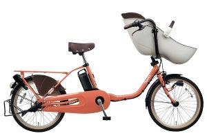 パナソニック、コンビと共同開発した子育てモデルの電動アシスト自転車