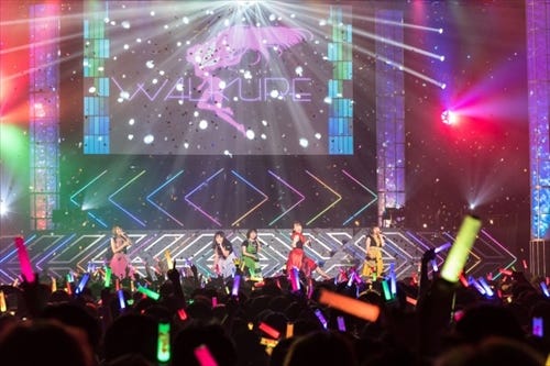 劇場版マクロスd 激情のワルキューレ ライブイベントレポ 2 Macross Crossover Live 19に 劇場版マクロスd 完全新作 ファン歓喜の 今後の約束 が次々と マイナビニュース