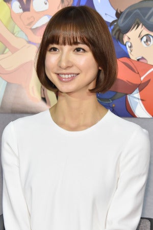 篠田麻里子 こち亀 コラボアニメで声優 参加できてうれしかった マイナビニュース