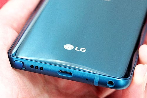 LG Q stylus 新品未使用 SIMロック解除済み 2台