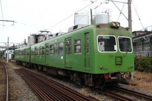 銚子電気鉄道、元京王2010系「グリーン車」塗装が間もなく終了へ
