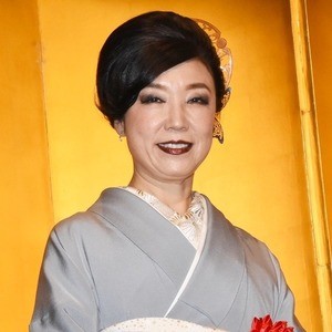 松任谷由実「歌だけが詠み人知らずとして残っていくことが理想」