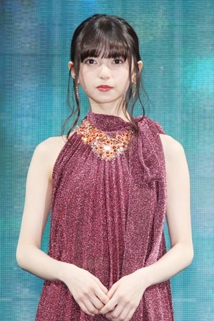 乃木坂46齋藤飛鳥 ノースリーブドレスで肩出し 話題の人 選出に恐縮 マイナビニュース