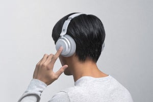 日本マイクロソフト、「Surface Headphones」を1月29日に発売