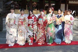 乃木坂46齋藤飛鳥ら振り袖姿で成人式! 7人全員の抱負＆絵馬まとめ