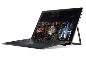 日本エイサー、マグネット式キーボード付属の12型2in1 PC