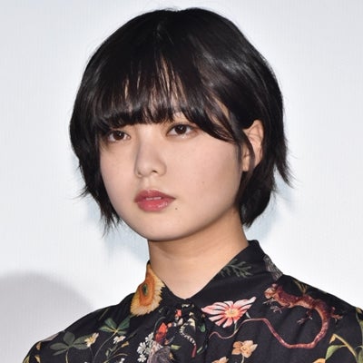 欅坂46 平手友梨奈 授賞式の高級料理に困惑 食べていいのか マイナビニュース