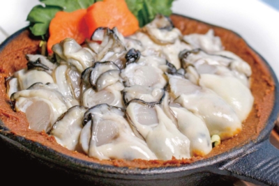 「牡蠣の土手鍋」(税別1,980円)