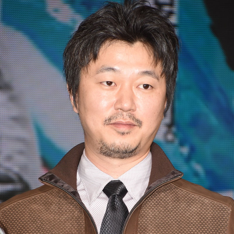新井浩文