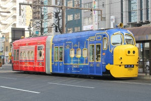 岡山電気軌道「おかでんチャギントン電車」など3車両の撮影会実施