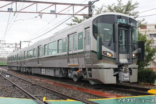 Jr西日本227系 桜井線 和歌山線に投入する新型車両の展示会開催 マイナビニュース