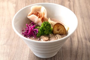 1/2PPUDO、ビーツ使用の「春色とんこつラーメン」を発売