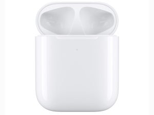 Apple、AirPods用のQi対応「ワイヤレス充電ケース」、3月末発売