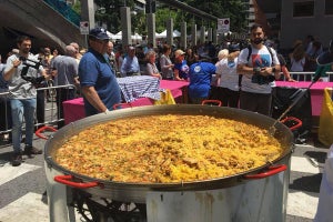 スペイン料理好きよ、集え! 日比谷公園で「パエリア・タパス祭り」開催
