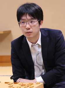 豊島将之二冠、初の最優秀棋士賞 - 第46回将棋大賞