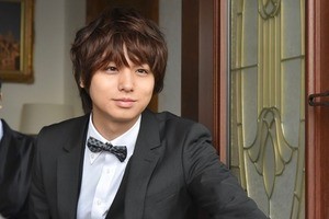 伊野尾慧、執事姿を披露　女性スタッフから黄色い声も