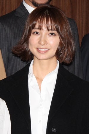 篠田麻里子 主演舞台でバツイチ役 そうならないように 夫も観劇予定 マイナビニュース