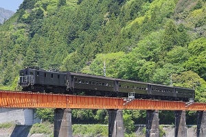 大井川鐵道「EL列車かわね路号」電気機関車が旧型客車を牽引し運転