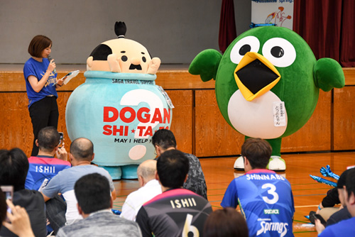 感謝祭には、鳥栖市と佐賀県のゆるキャラも登場