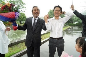 井ノ原快彦、寺尾聰のクランクアップに涙「みんなの幸せが僕の幸せ」