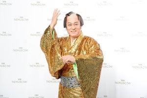 松平健、「マツケンサンバII」衣装は毎年バージョンアップ