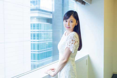 元グラビアクイーンで株タレントの杉原杏璃さん（写真：マイナビニュース）