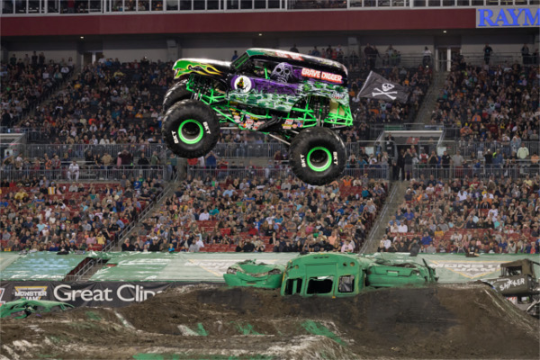 「MONSTER JAM」の様子