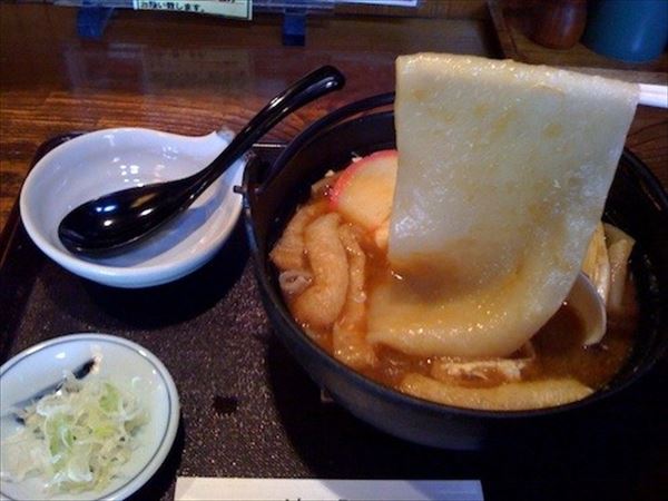 川幅煮込みうどん