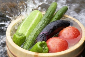 ダイエットを成功させる簡単レシピ - ビタミン豊富な夏野菜サラダビビンバ