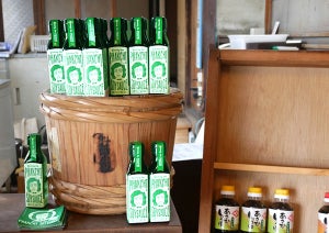 「パクチー醤油」などのユニーク商品で災害から復活した愛媛の醤油店とは