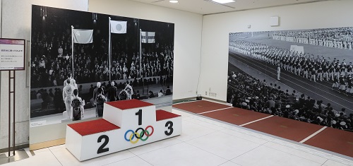 10mトラックと表彰台(名古屋会場風景)