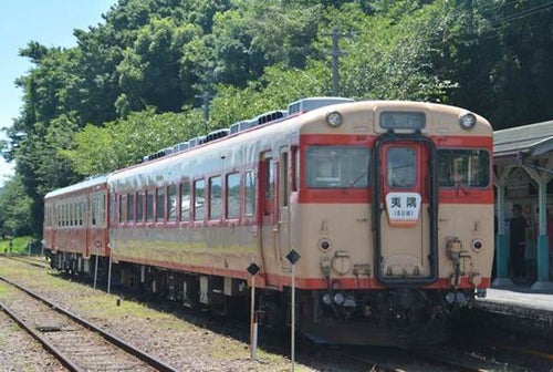 いすみ鉄道キハ28形で いすみの秋 お楽しみ列車 日本旅行が発売 マイナビニュース
