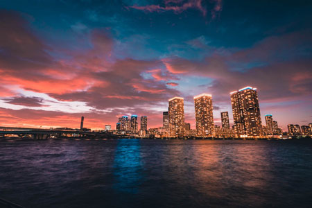 格別すぎる 東京湾岸エリアの夕焼け 幻想的な写真と注目が集まる マイナビニュース