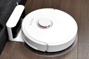 「掃く・拭く」を同時に行うロボット掃除機「Roborock S6」