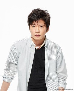 悠木碧 中村倫也を影から見つめる社員役でルマンドcmに 一人二役にも挑戦 マイナビニュース