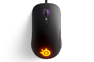 SteelSeries、最新センサーをレトロ筐体に載せた新マウス「Sensei Ten」